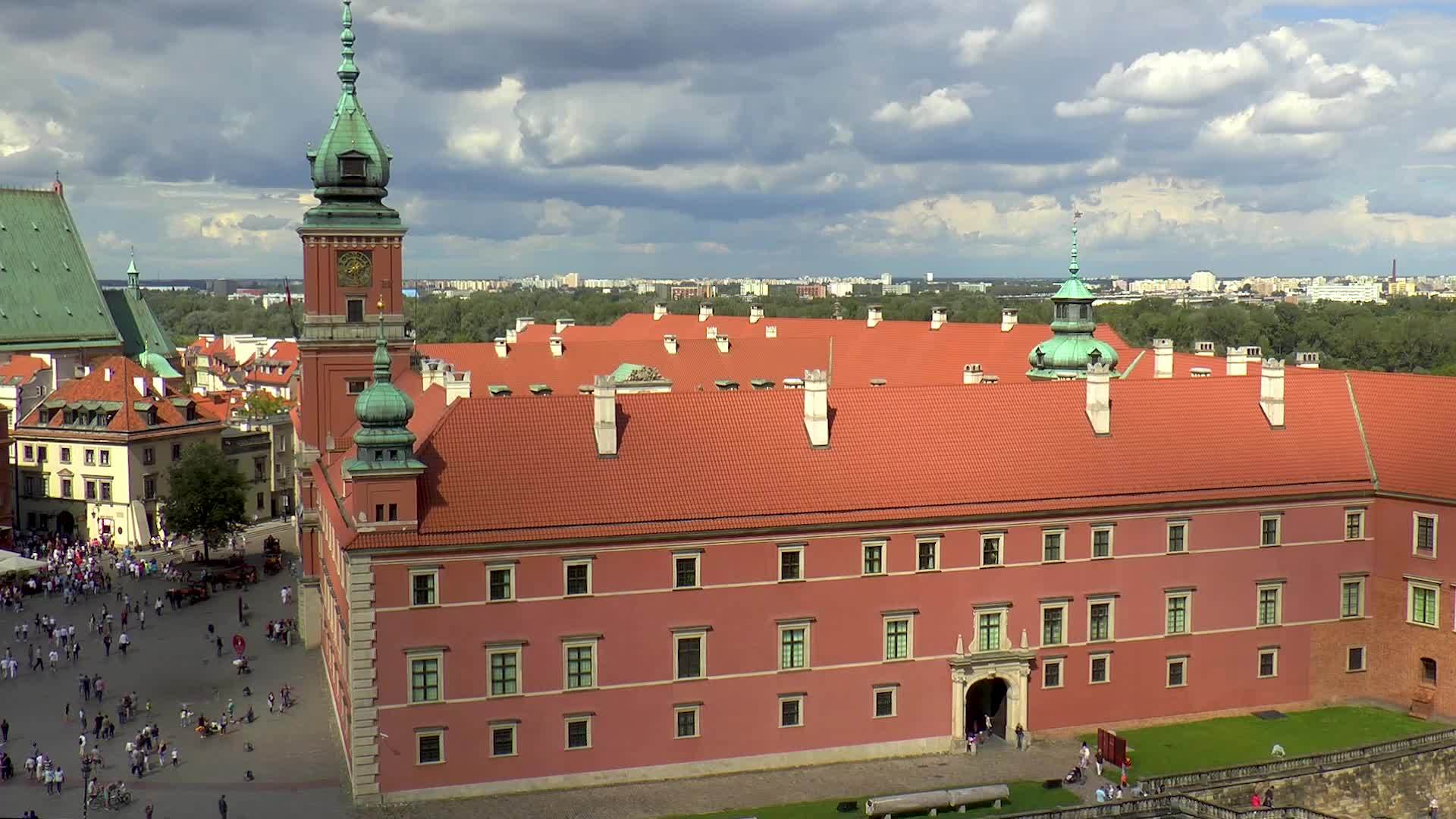 波兰皇家广场和皇家城堡视频的预览图