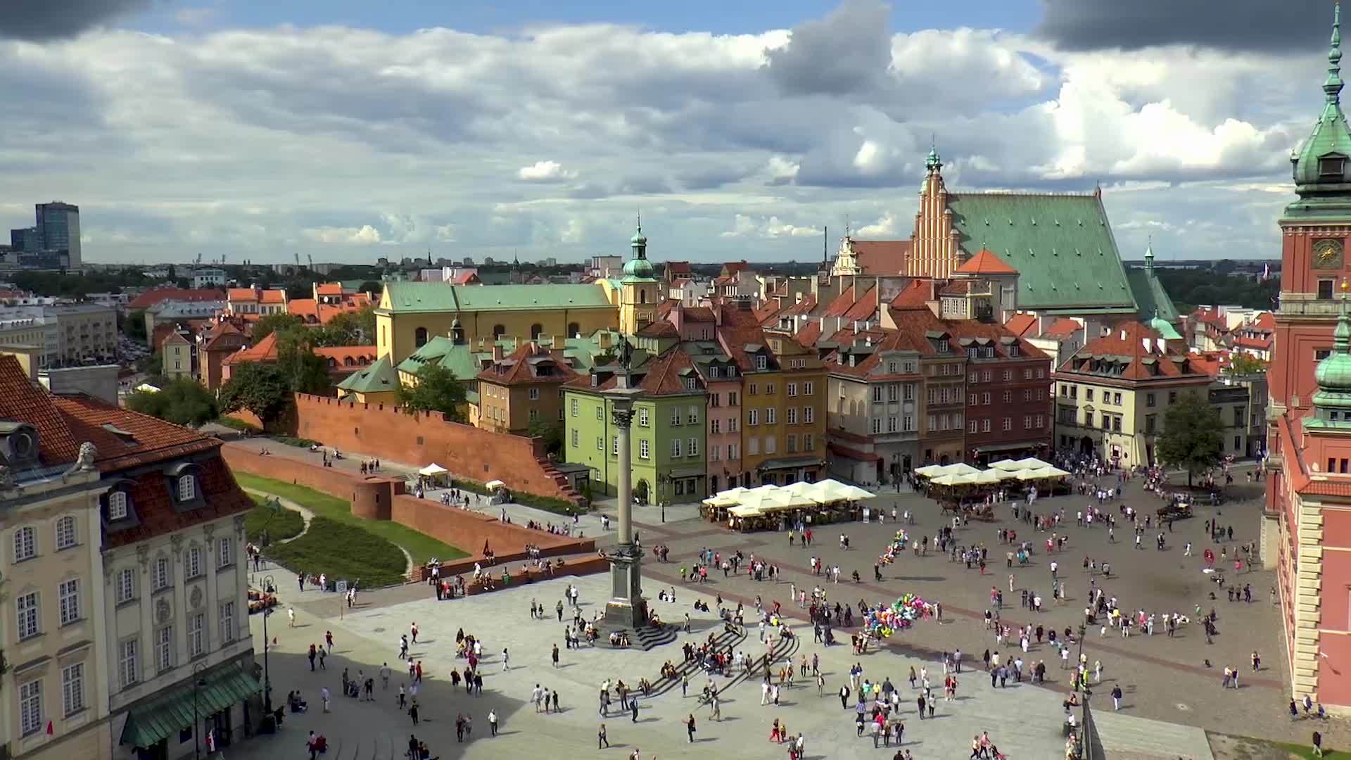 旧城的战争在旧城的皇家广场poland视频的预览图