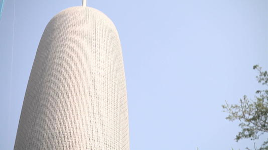 布吉卡塔杜哈的摩天大楼视频的预览图