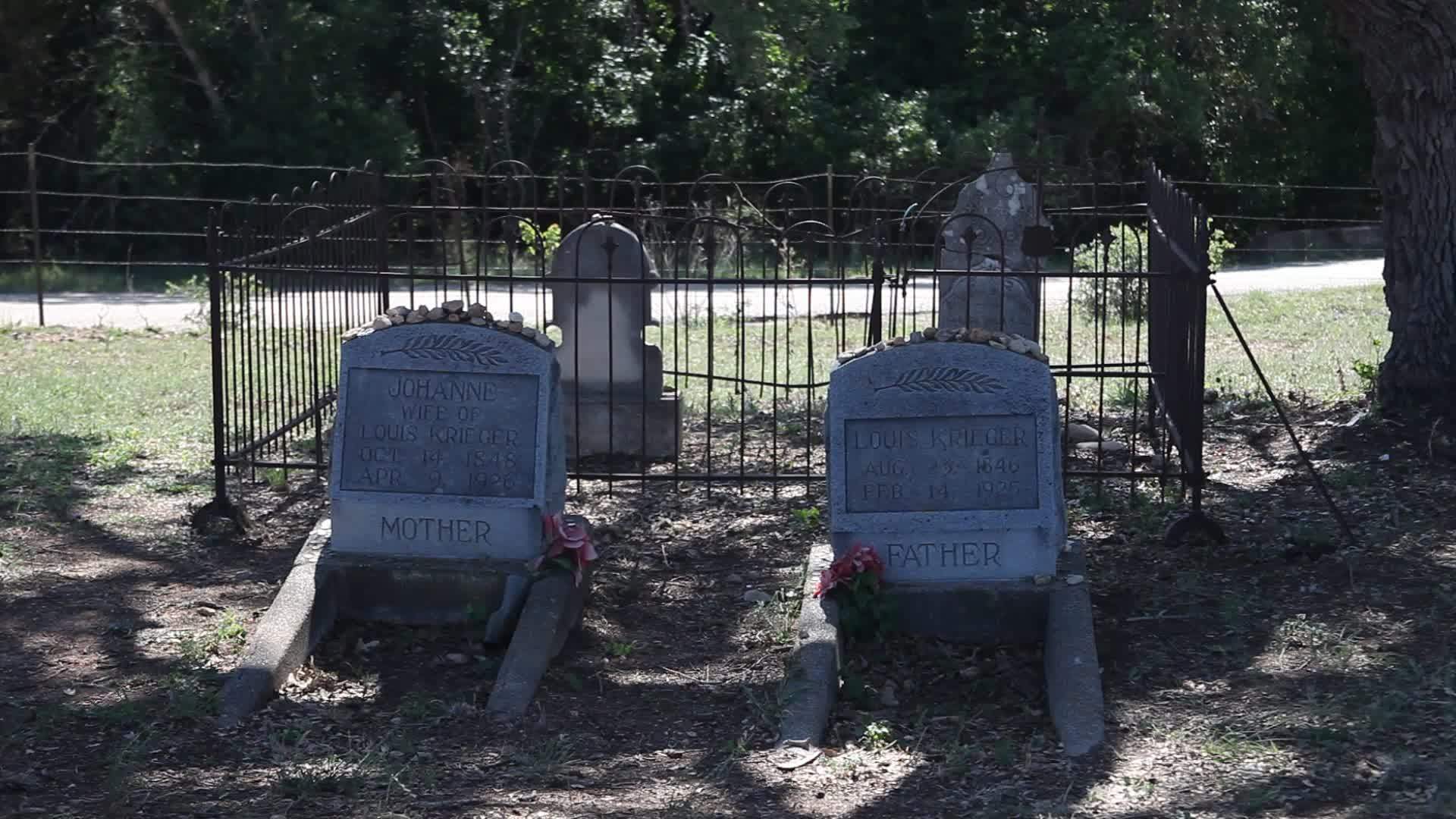 卢肯巴赫公墓视频的预览图