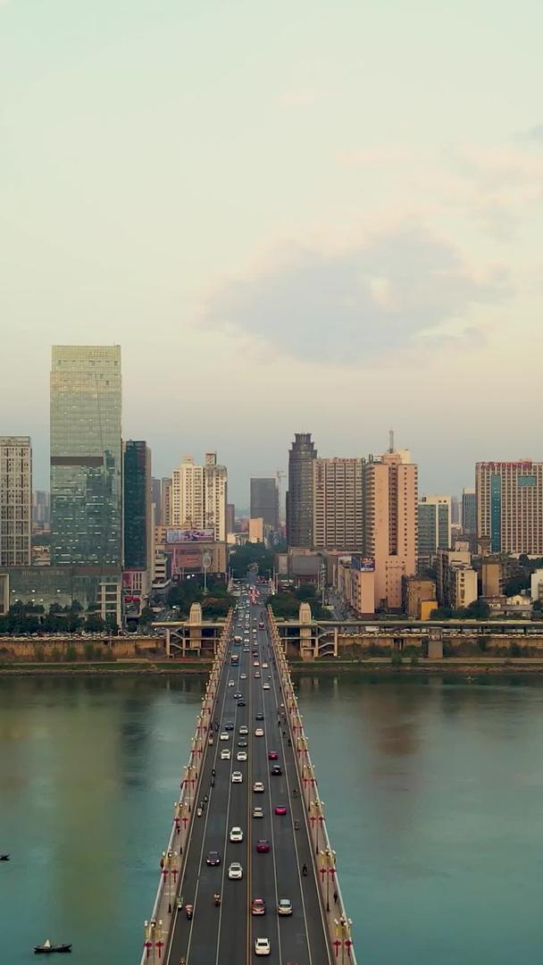 株洲大桥地标航拍视频的预览图