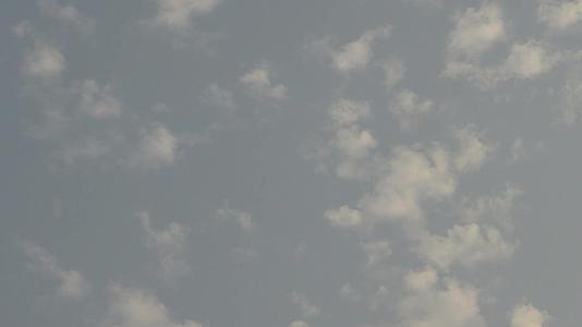 冬天浮云日出视频的预览图