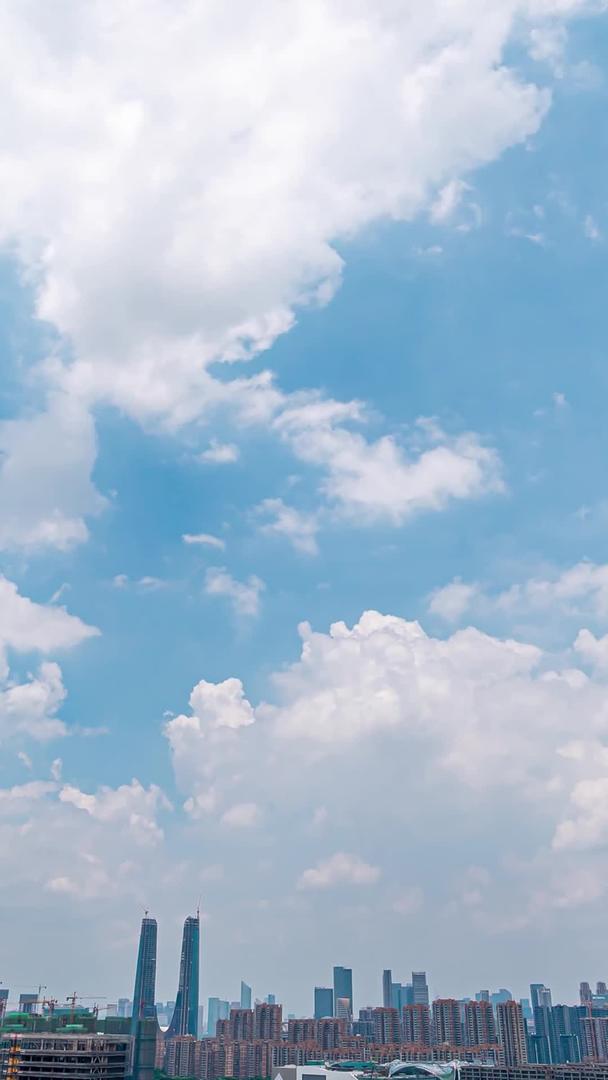 震撼移动延迟杭州城市全景杭州城市天际线云蓝天白云视频的预览图