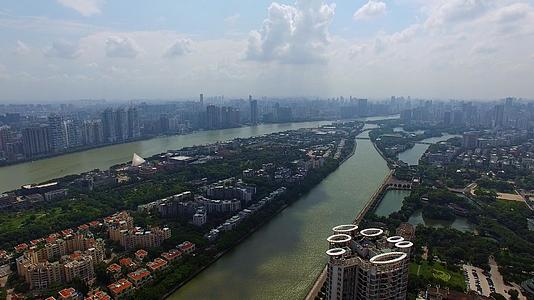 4K广州天河区城市航拍视频的预览图
