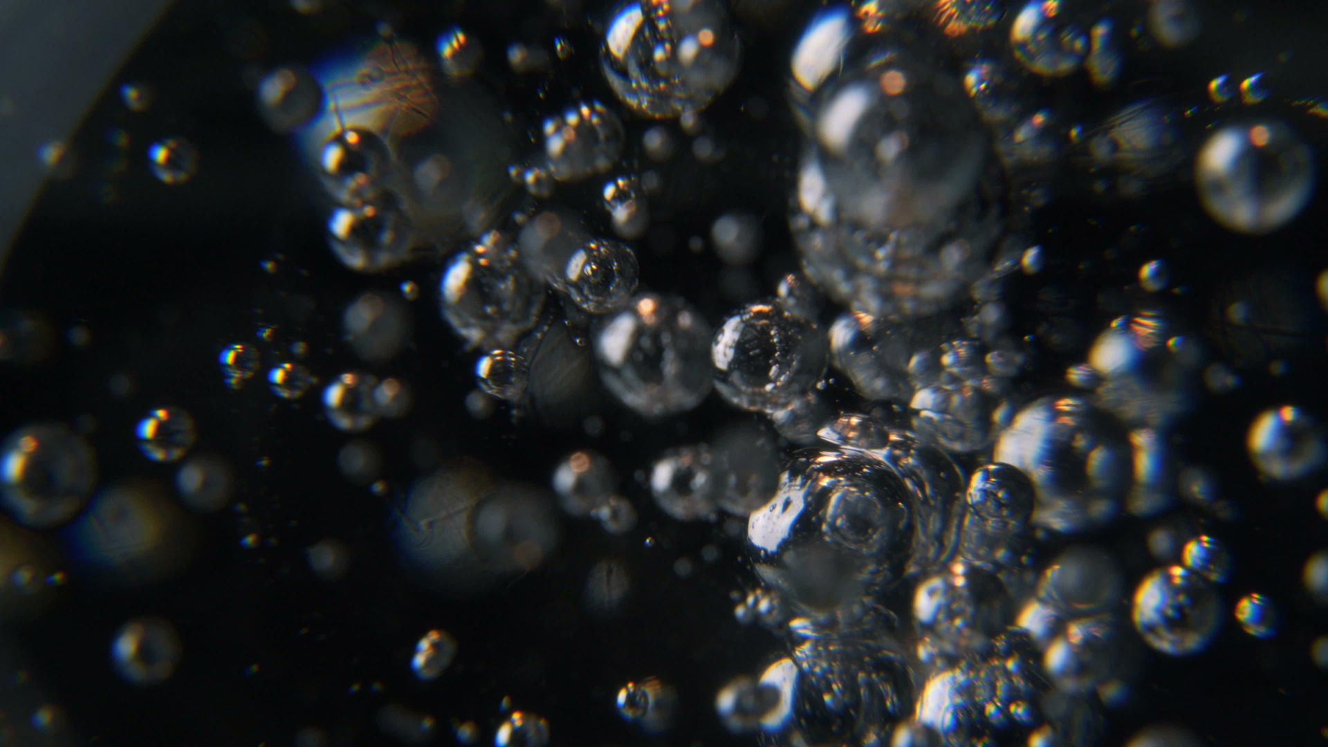 玻璃纹理中的冷冻圆锥体视频的预览图