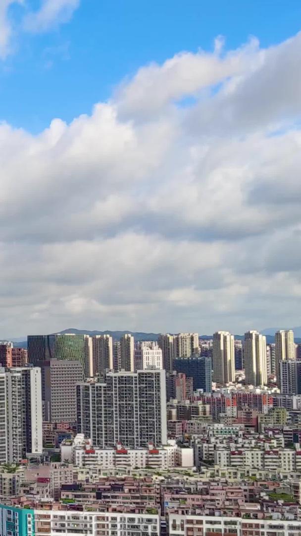 城市高楼延时摄影视频的预览图