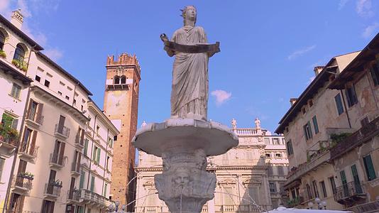 古老的意大利喷泉视频的预览图