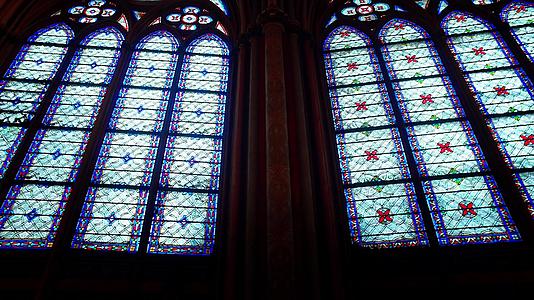 古代大教堂彩色玻璃窗世界遗产视频的预览图