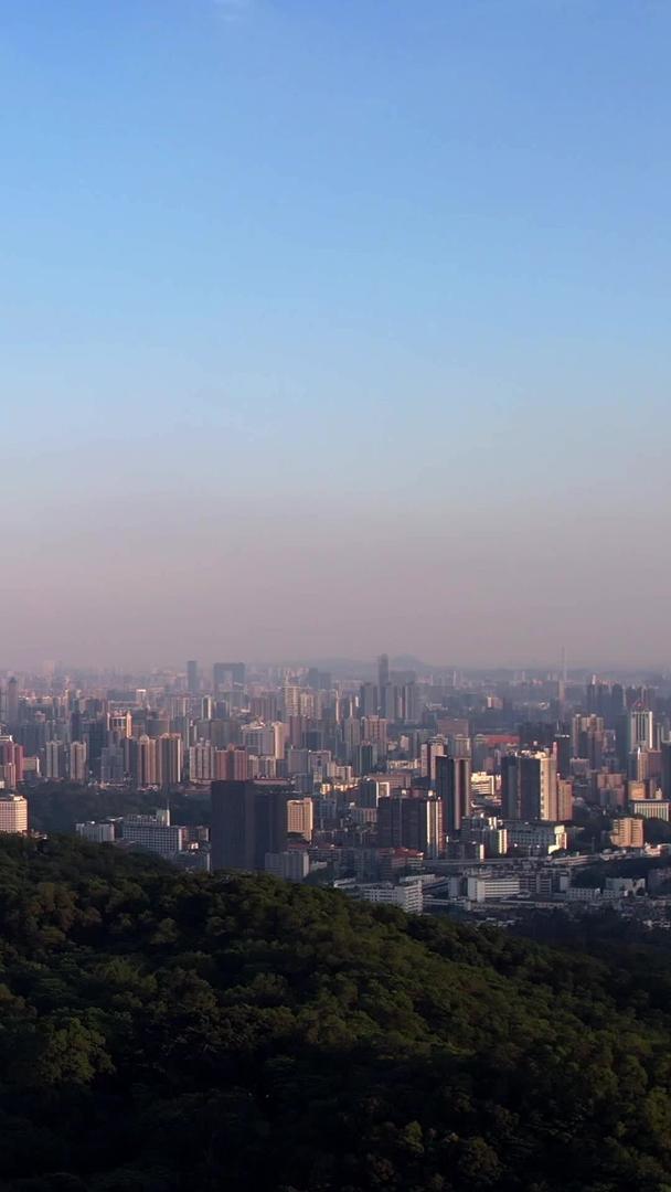 广州城市白云山航拍视频的预览图