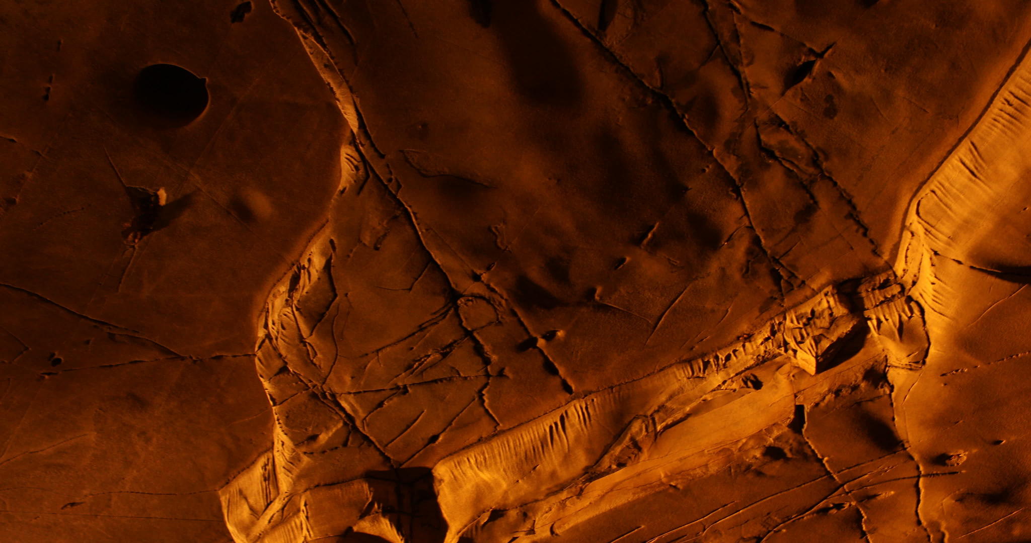 India岩石洞穴视频的预览图