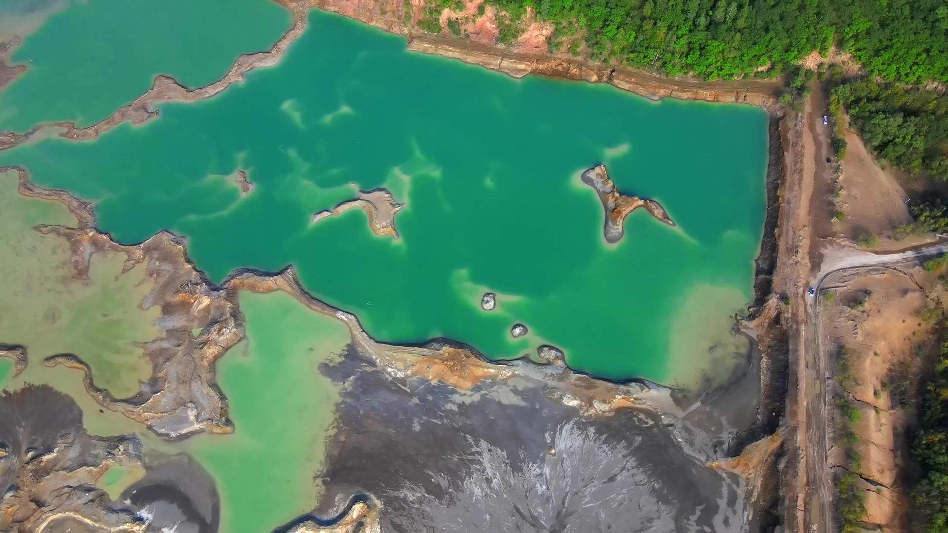 普里莫斯基地区的绿松石水视频的预览图