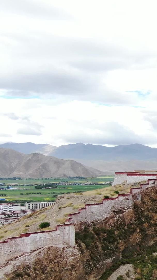 江孜古堡西藏日喀则地区江孜县旅游景点江孜古堡视频的预览图
