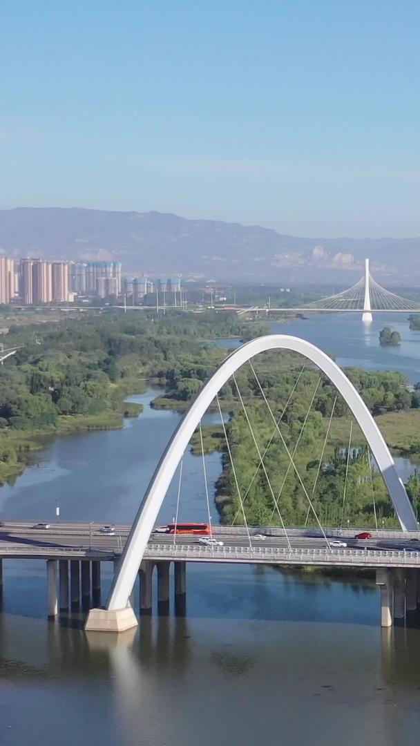 汾河上太原城市交通大桥视频的预览图