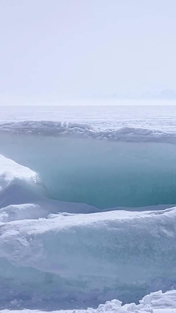 木湖蓝冰新疆5A景区赛里视频的预览图