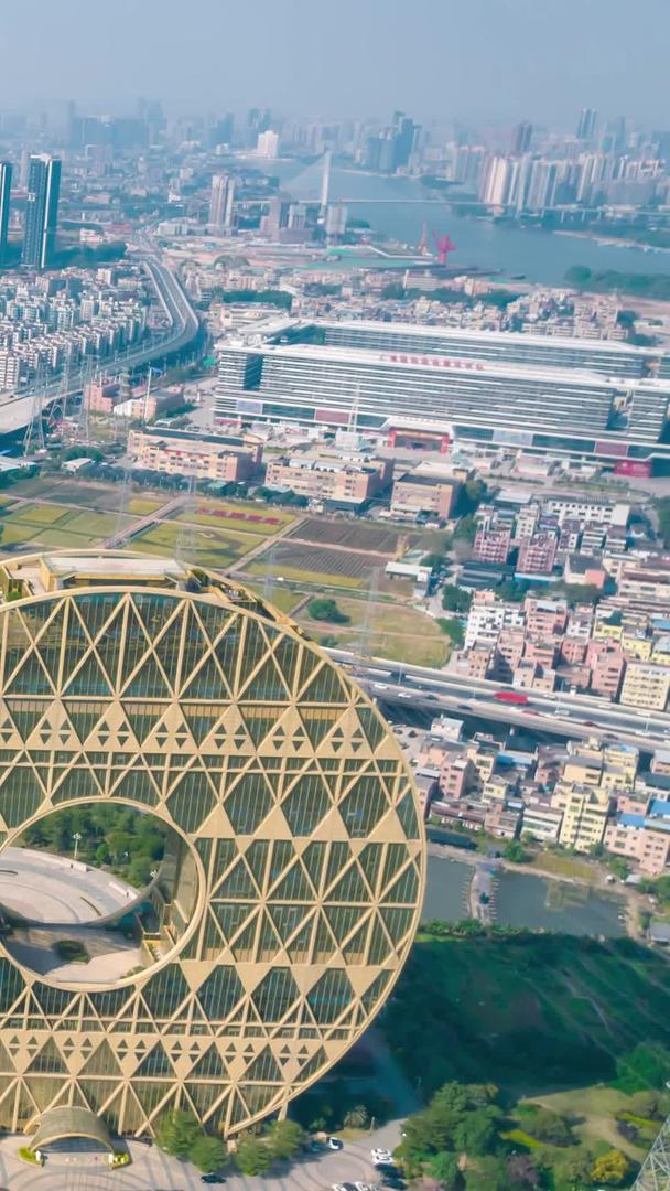 广州航拍地标广州圆交通流延时视频的预览图