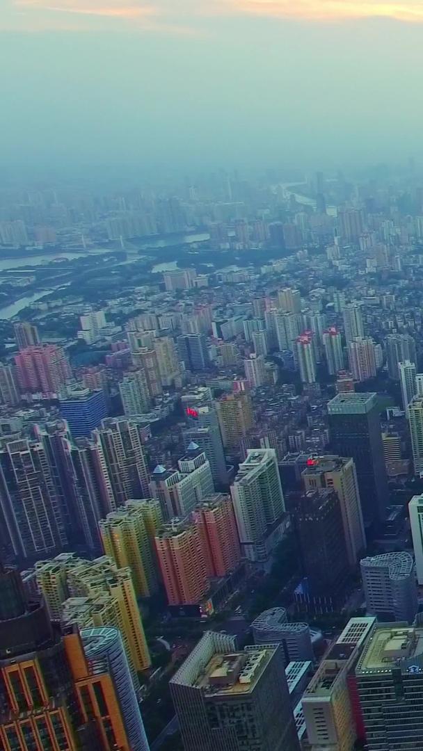 广州城市日出天际线航拍视频的预览图