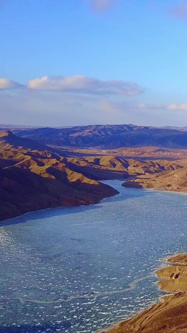 内蒙古蓝冰湖泊航拍视频的预览图