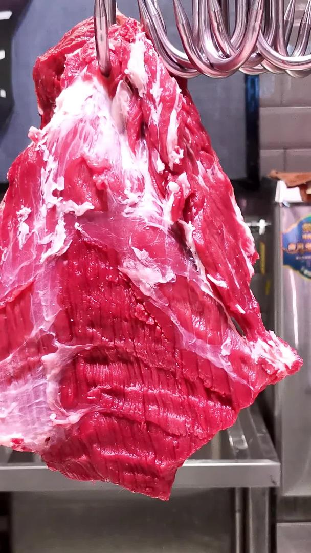 新鲜牛肉的实拍视频的预览图