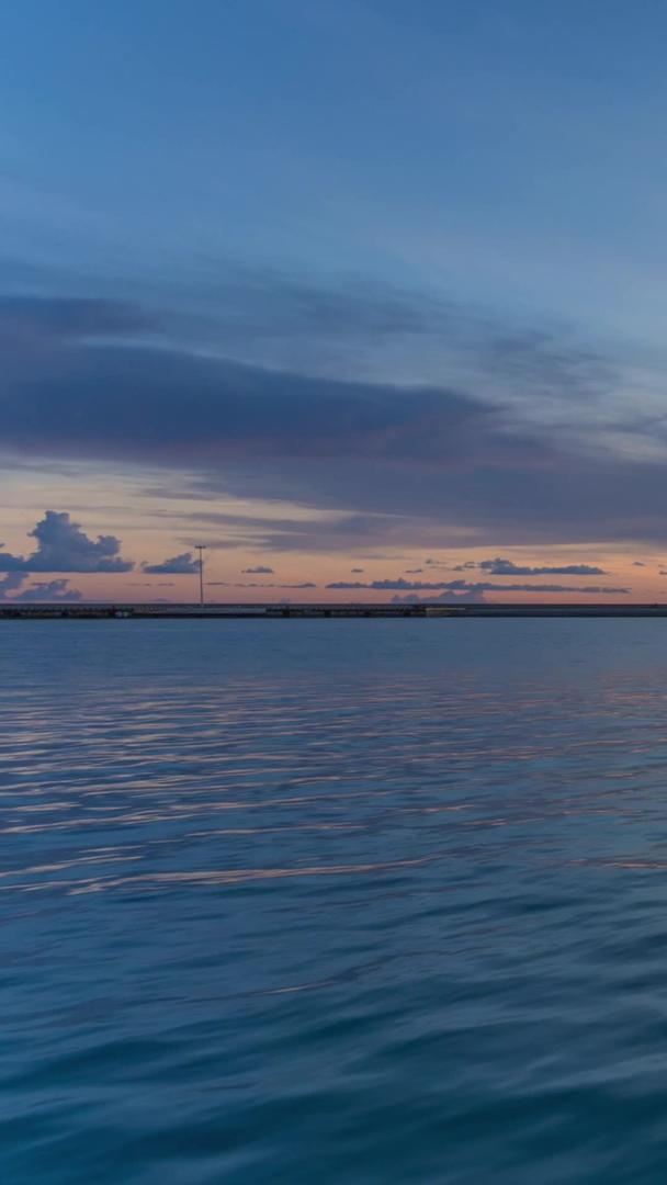 三沙市岛礁日落岛屿视频的预览图