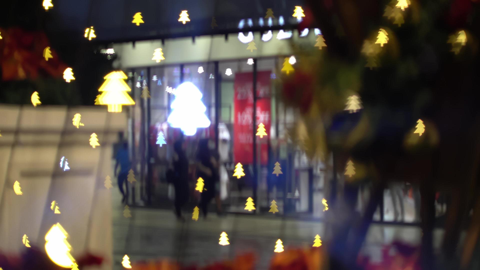 请在购物中心购买圣诞冬季度假期间的购物窗口InfoFinland视频的预览图