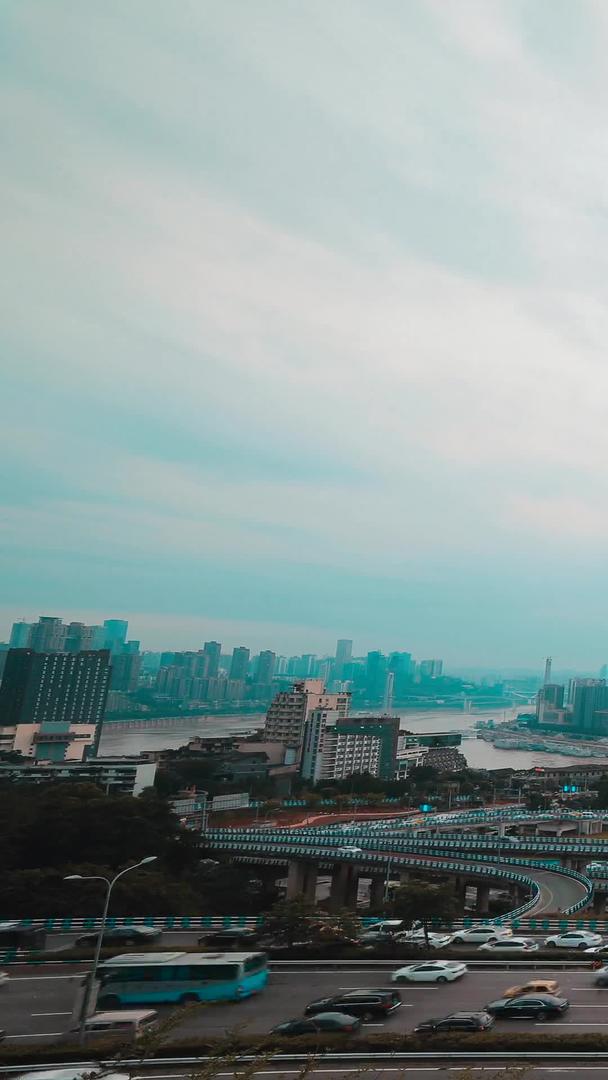 延迟重庆东水门大桥视频的预览图