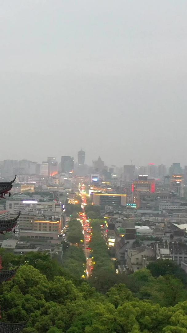 杭州吴山城隍阁航拍视频视频的预览图