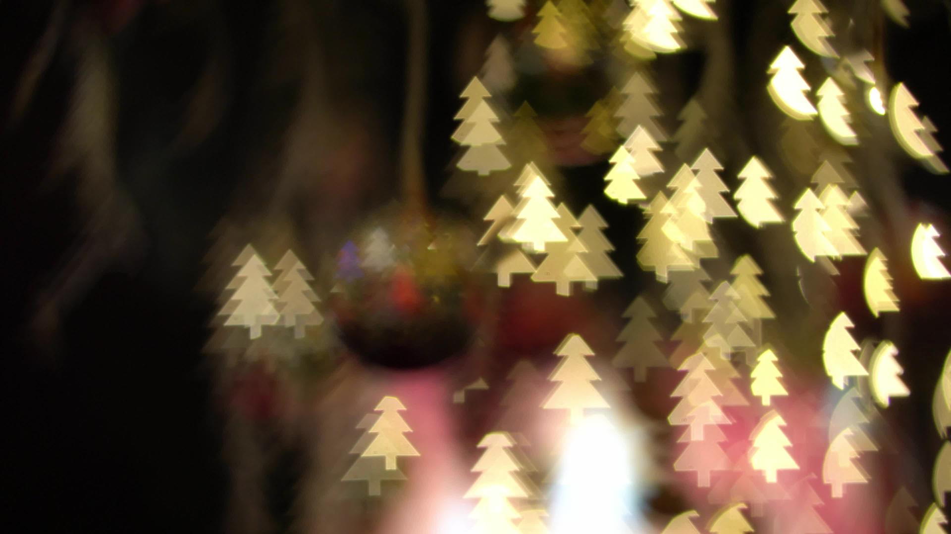 圣诞树装饰光点视频的预览图