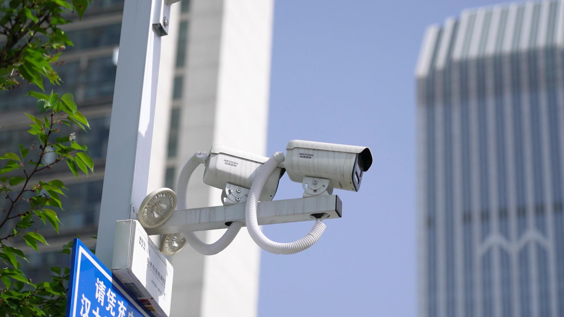 4K城市安全监控探头科技实拍视频视频的预览图