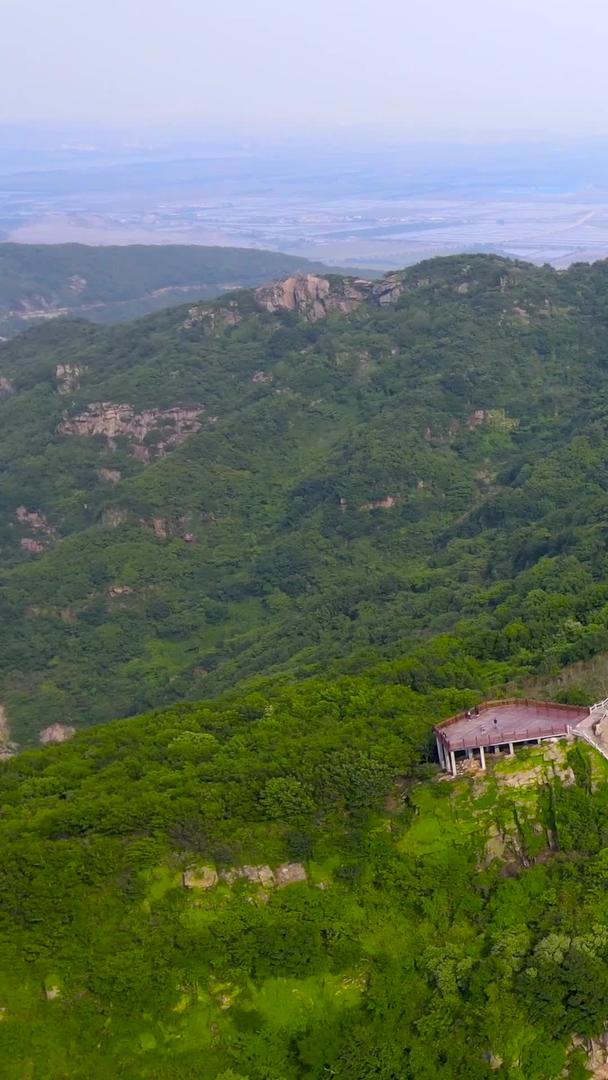 连云港花果山5A景区最高峰和观景台航拍环绕视频的预览图