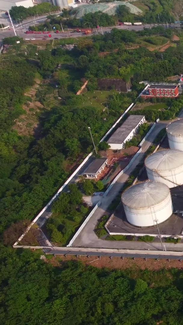 中国天然气储气站航拍素材视频的预览图