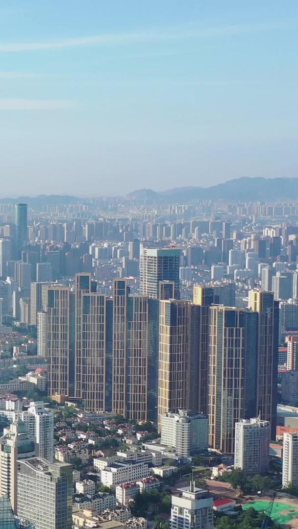 青岛城市风景海天中心和海边高层建筑视频的预览图