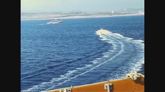 麦尔塔海1981年从渡轮上看海洋视频的预览图