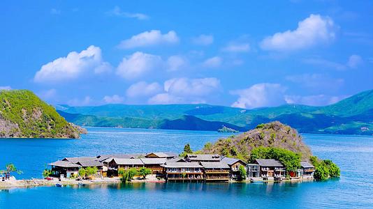 简洁美观的泸沽湖里格半岛背景视频视频的预览图