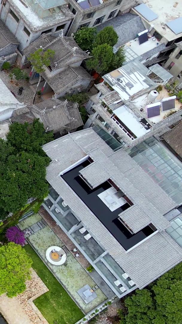 杨丽萍云南最美的房子太阳宫航拍视频视频的预览图