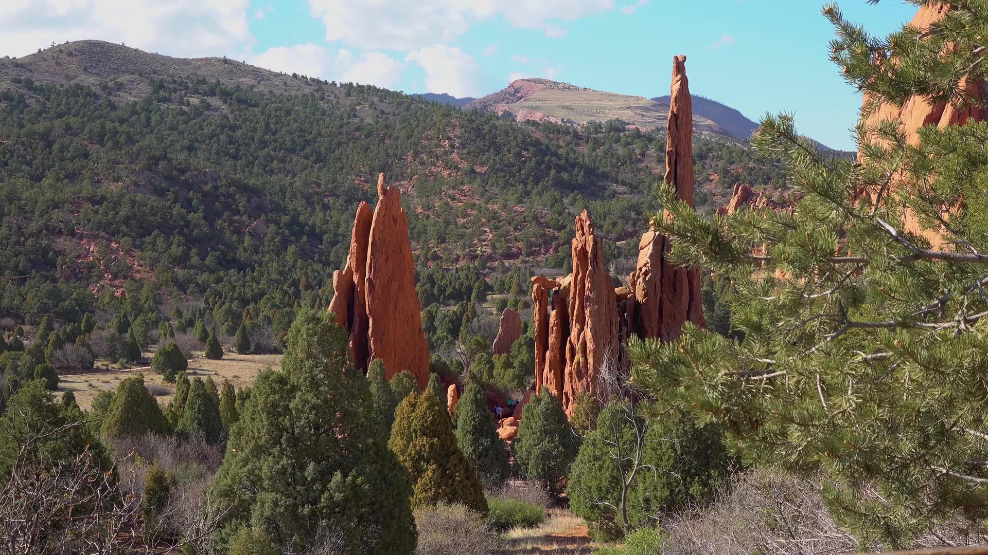 被侵蚀的红山石构造神的花园视频的预览图