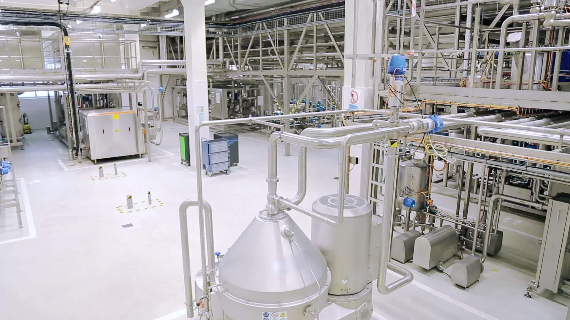 生产车间在现代工业工厂内部视频的预览图