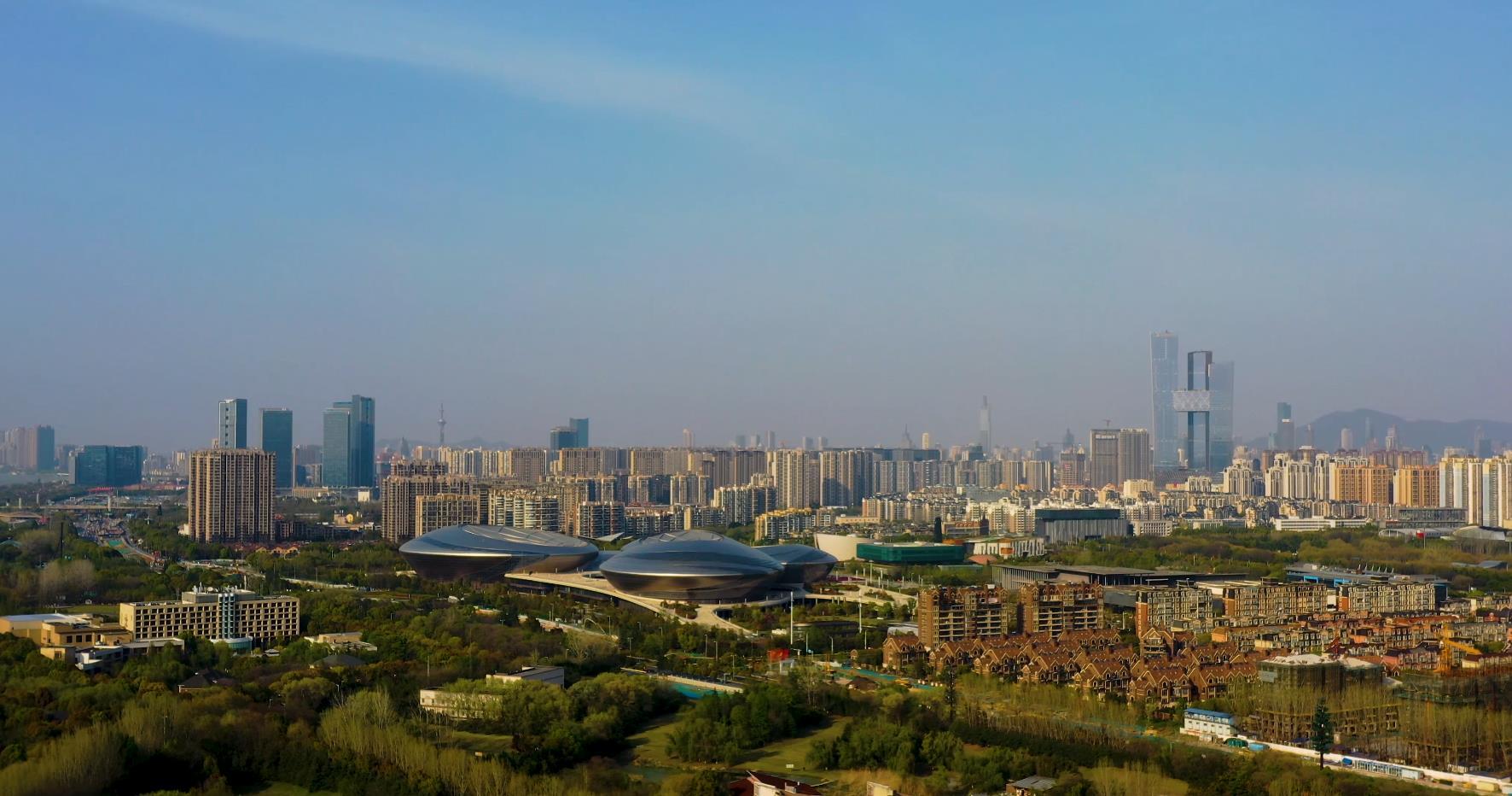 南京奥体滨江城市天际线CBD4K航拍视频的预览图