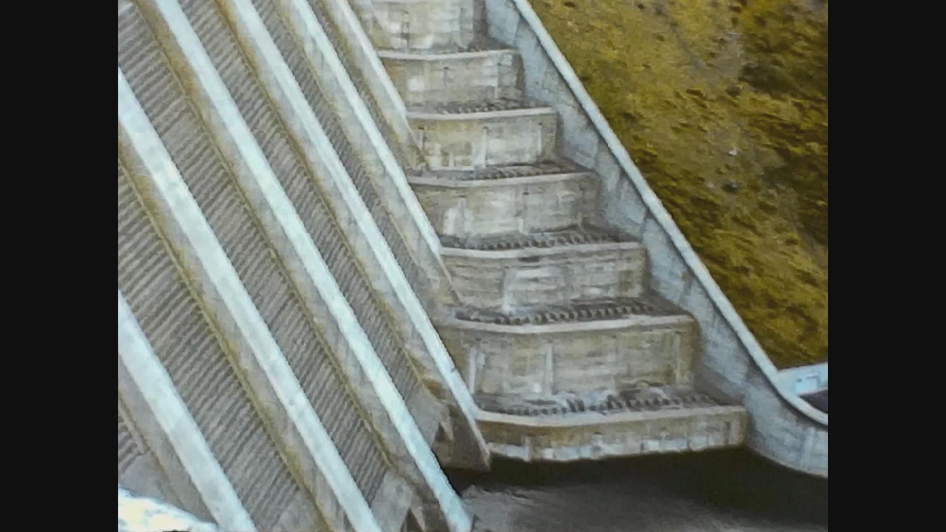 瓦雷斯联合王国大坝详情视频的预览图