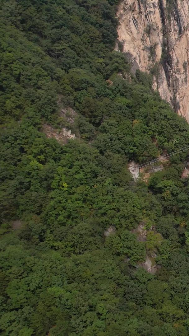 拍摄5A洛阳白云山九龙大峡谷景观大峡谷视频视频的预览图
