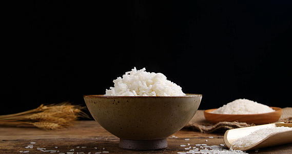 4K米饭熟米饭大米饭白米饭视频的预览图