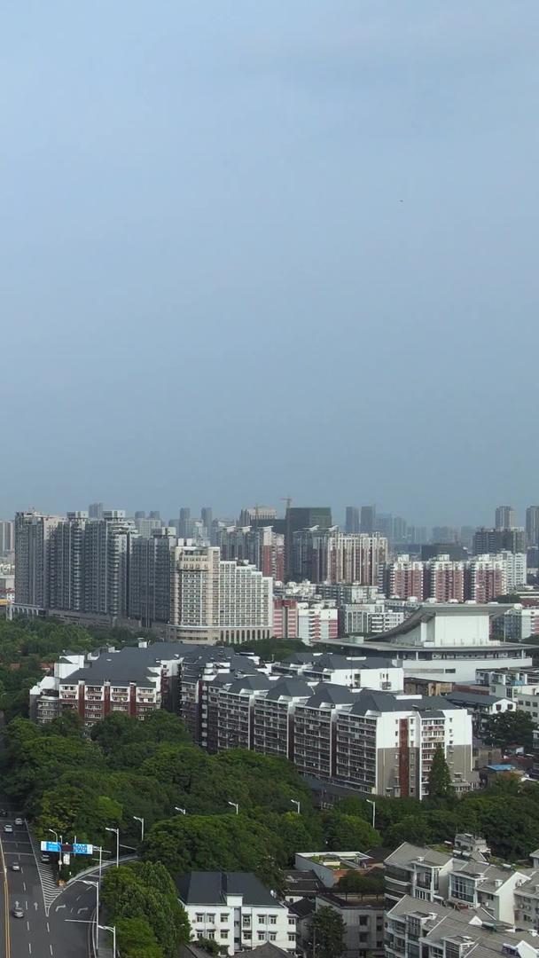 风景城市武汉城市地标建筑黄鹤楼旅游人文景点素材视频的预览图