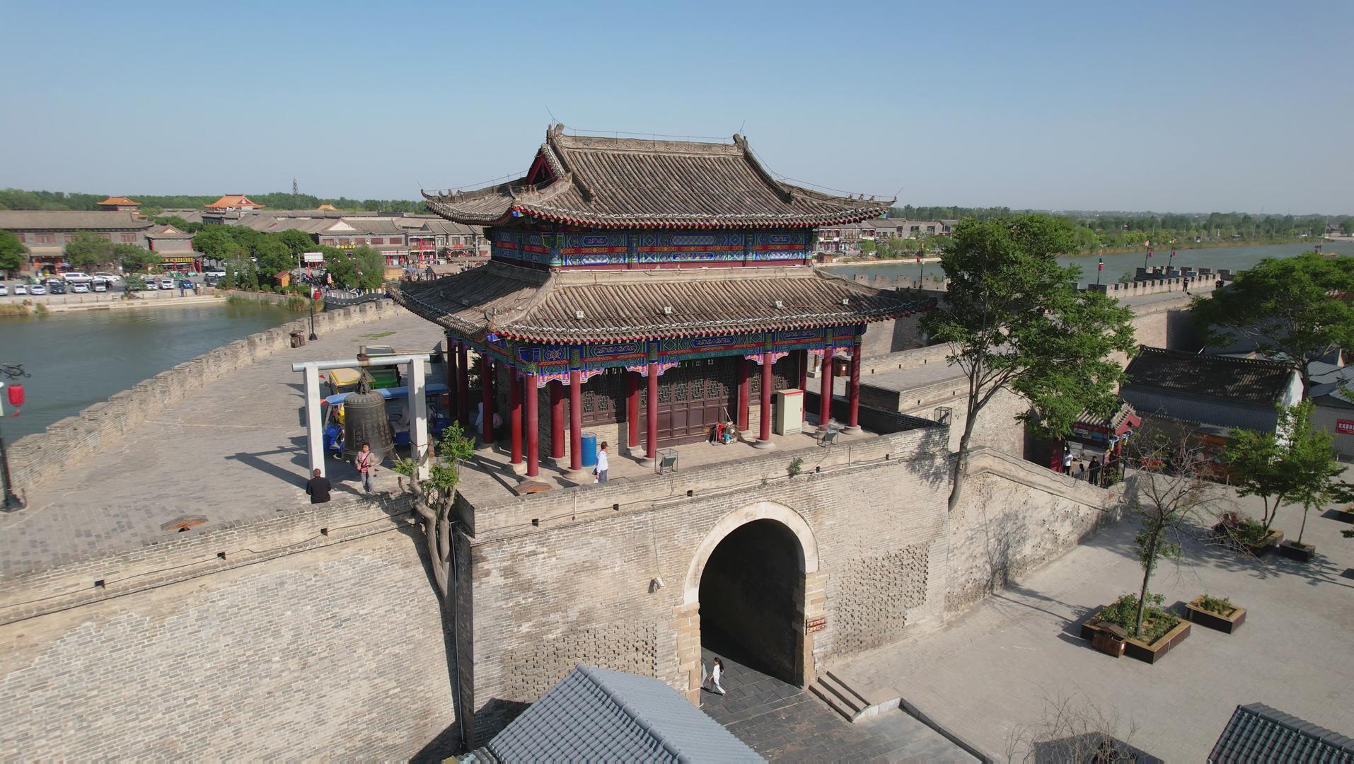 5A景点邯郸永年广府古城城门航拍视频视频的预览图