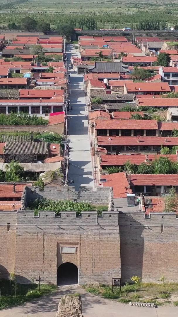 山西广武古城的城墙和城门视频的预览图