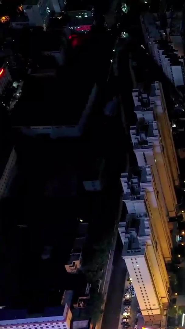 城市夜景延时视频视频的预览图