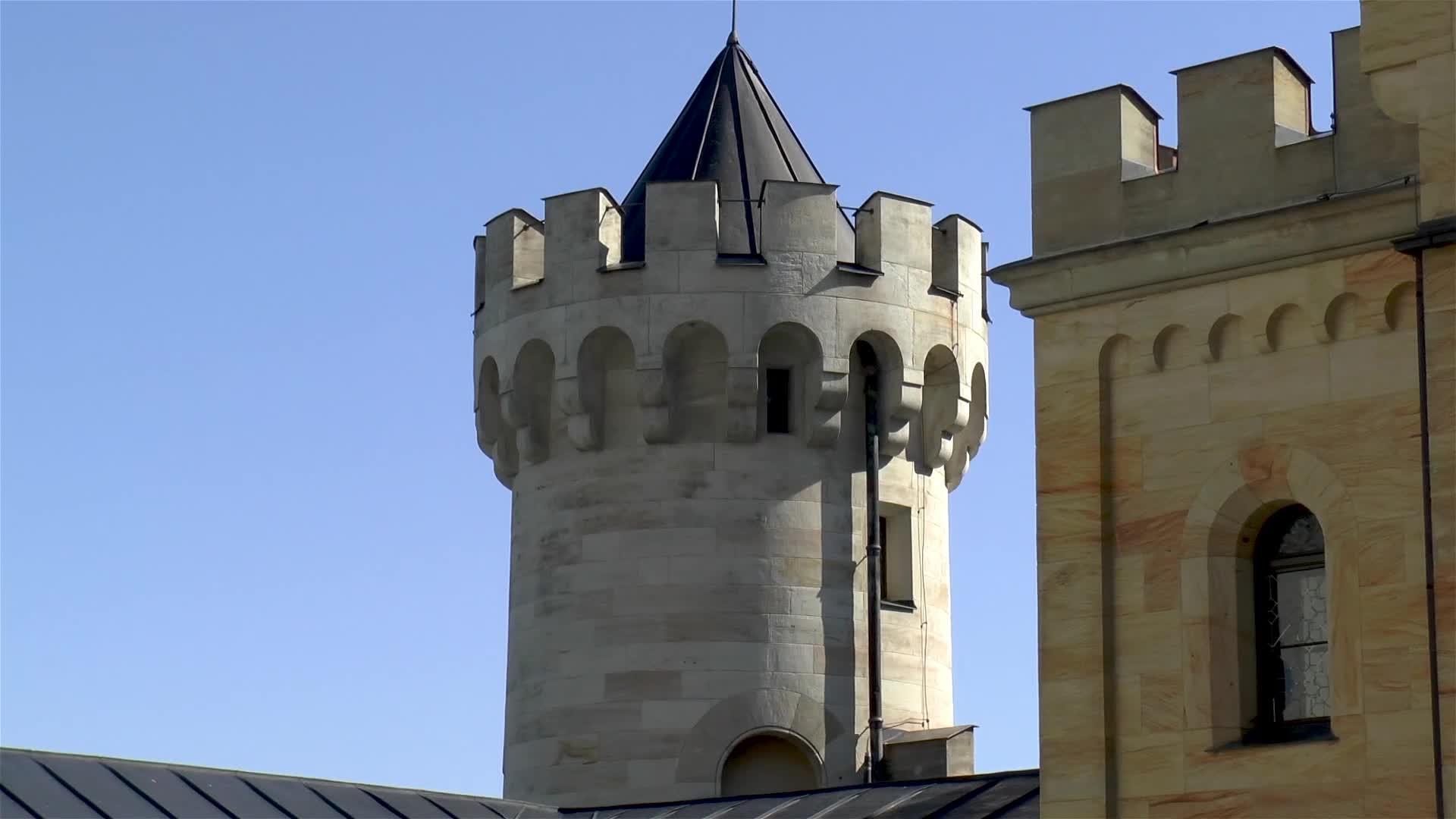 内华士万斯坦城堡视频的预览图