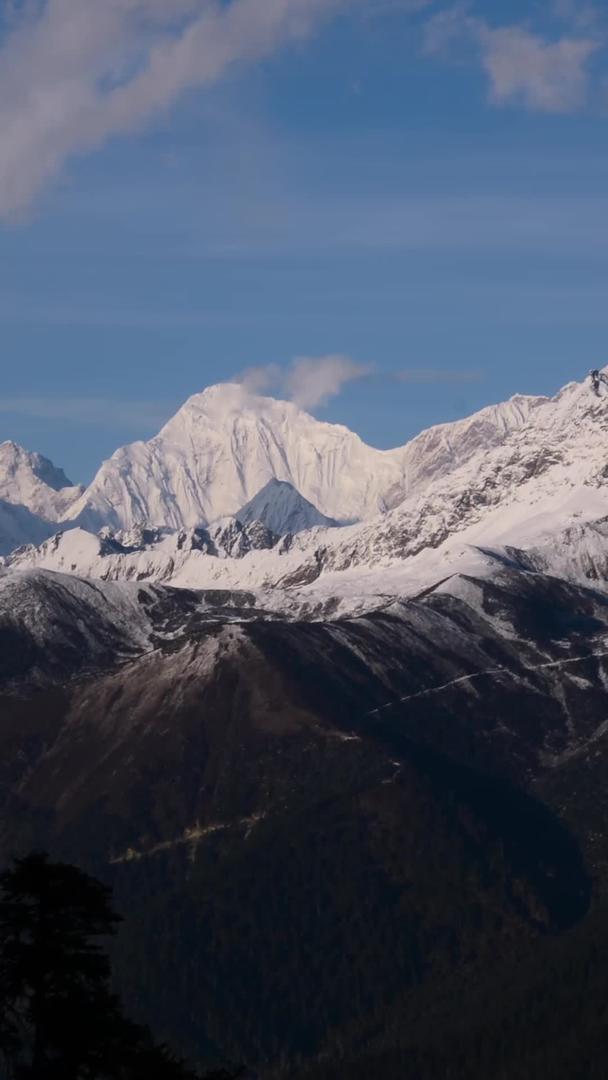 西藏林芝南迦巴瓦峰日落云海延迟6k素材视频的预览图
