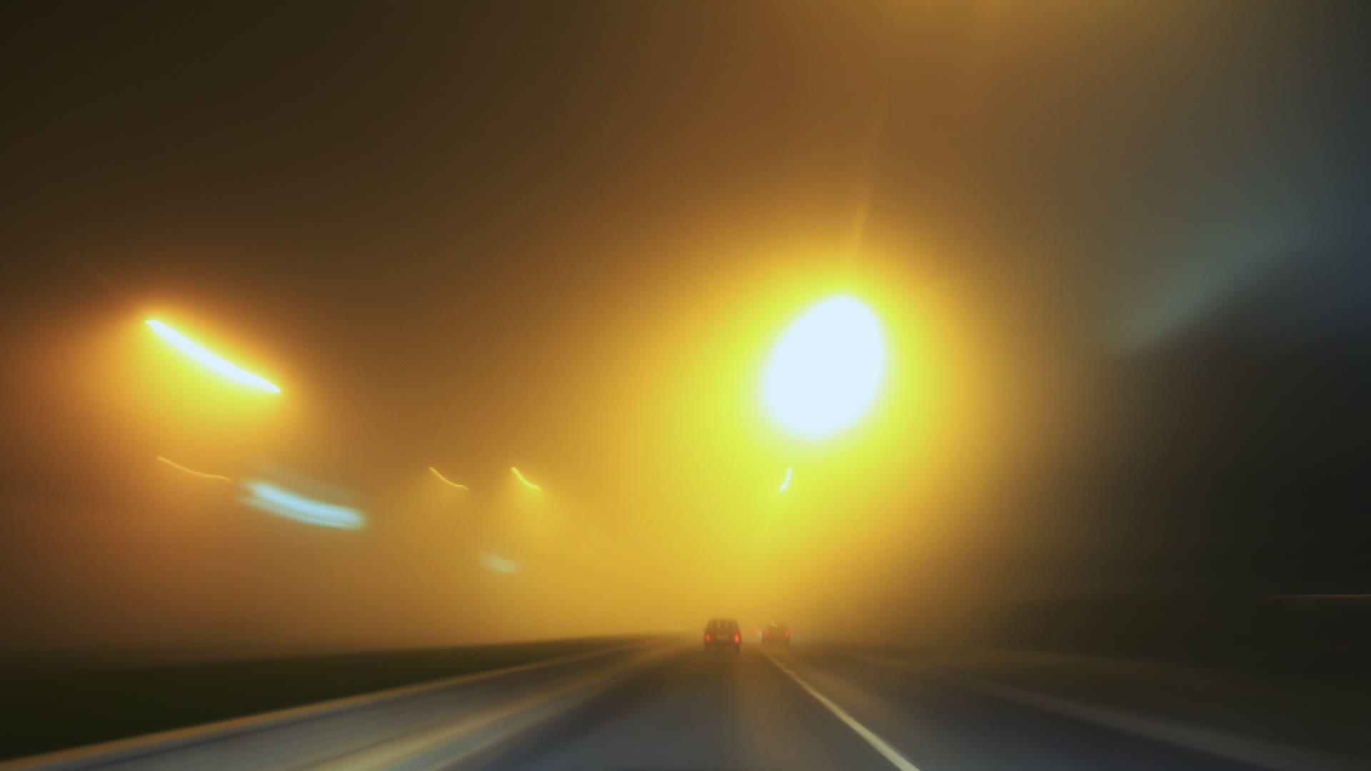 交通驱动雾视频的预览图
