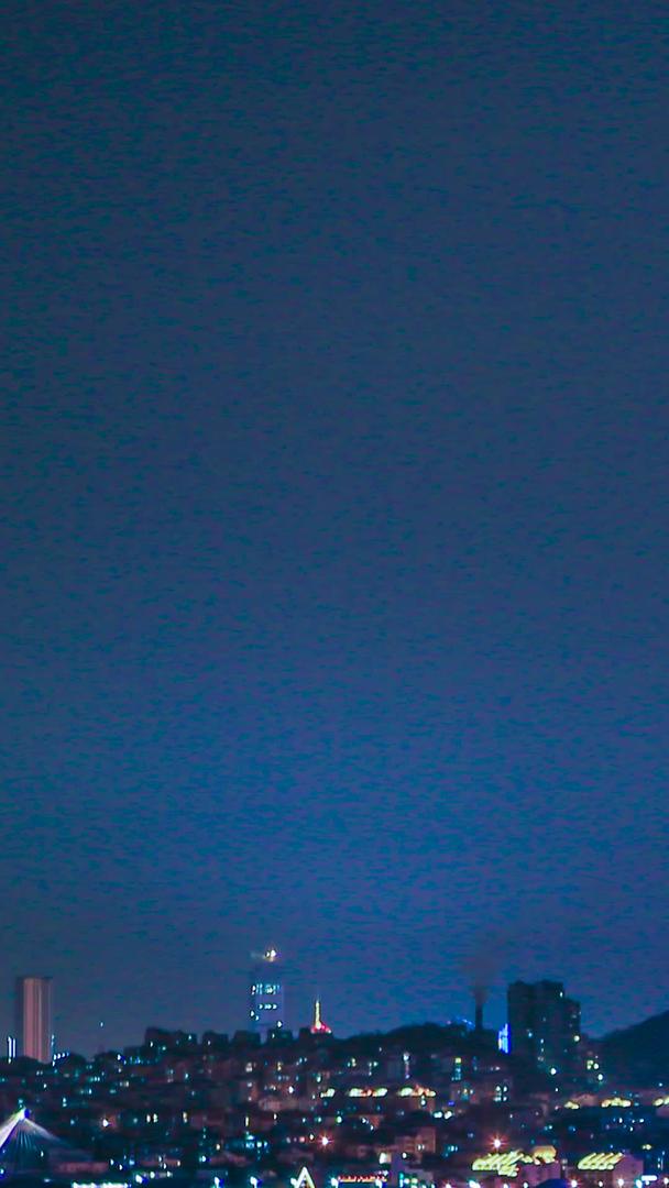 青岛崂山区石老人海水浴场灯光秀高清延迟视频的预览图