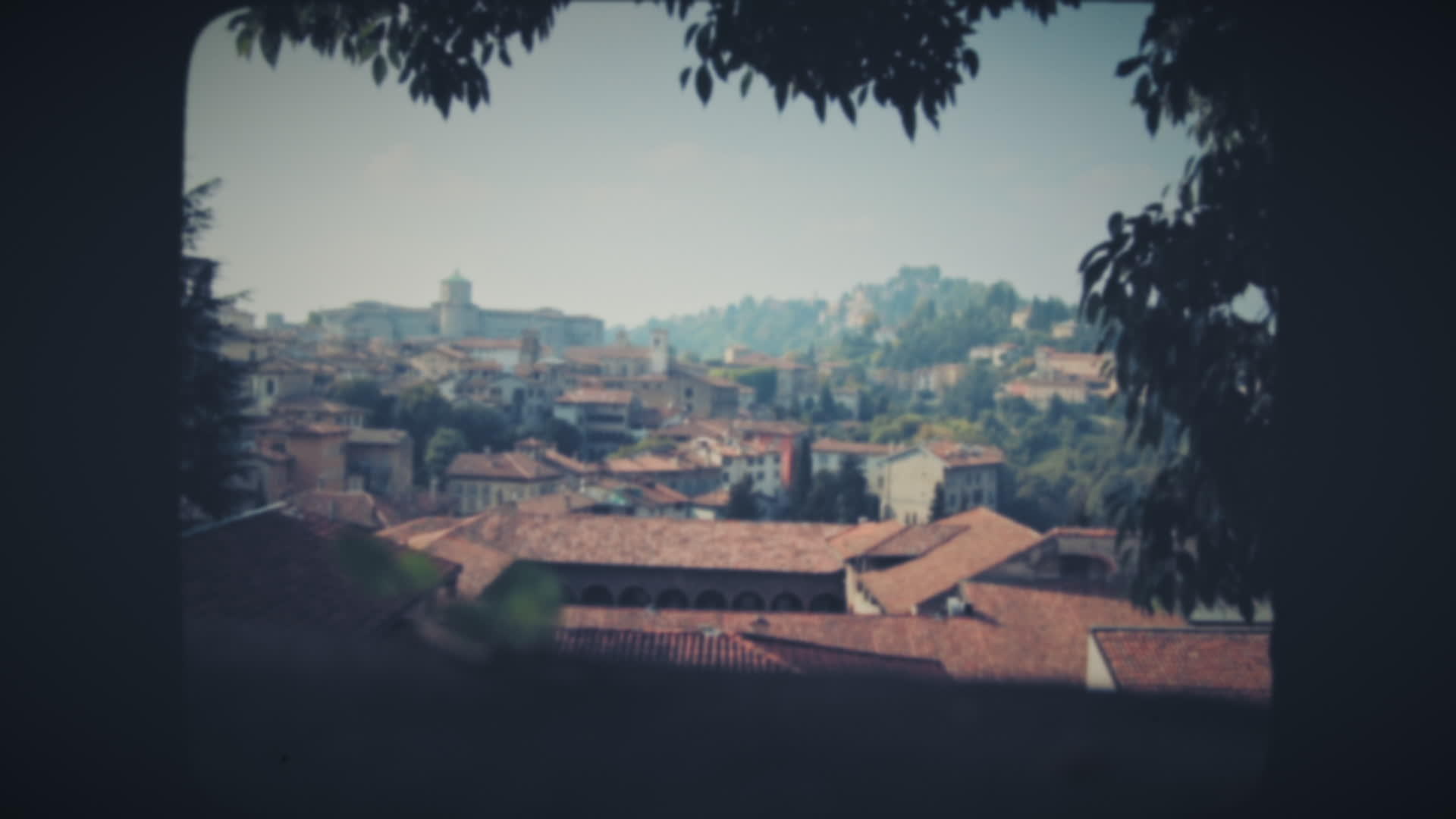 旧意大利城概况视频的预览图