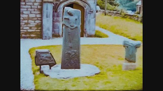 1966年Kilmartin在Celtic公墓雕塑视频的预览图